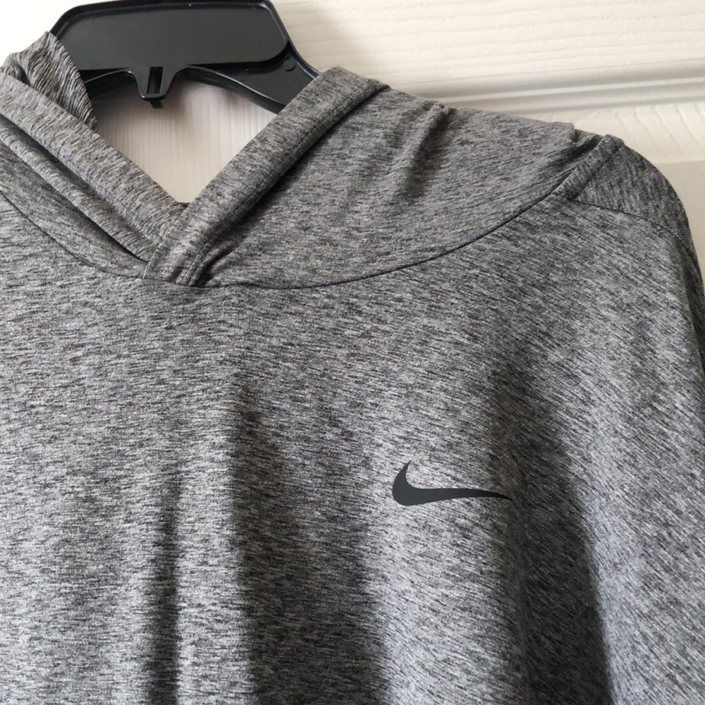 Nike Gray Dri-Fit Pullover Hoodie with Front Pocket & Black Swoosh Size XL